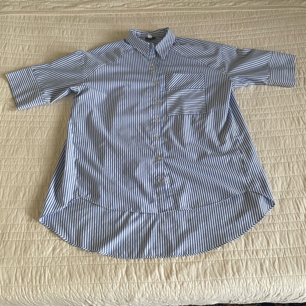 TOPSHOP Oversized Blue Striped Button-Up